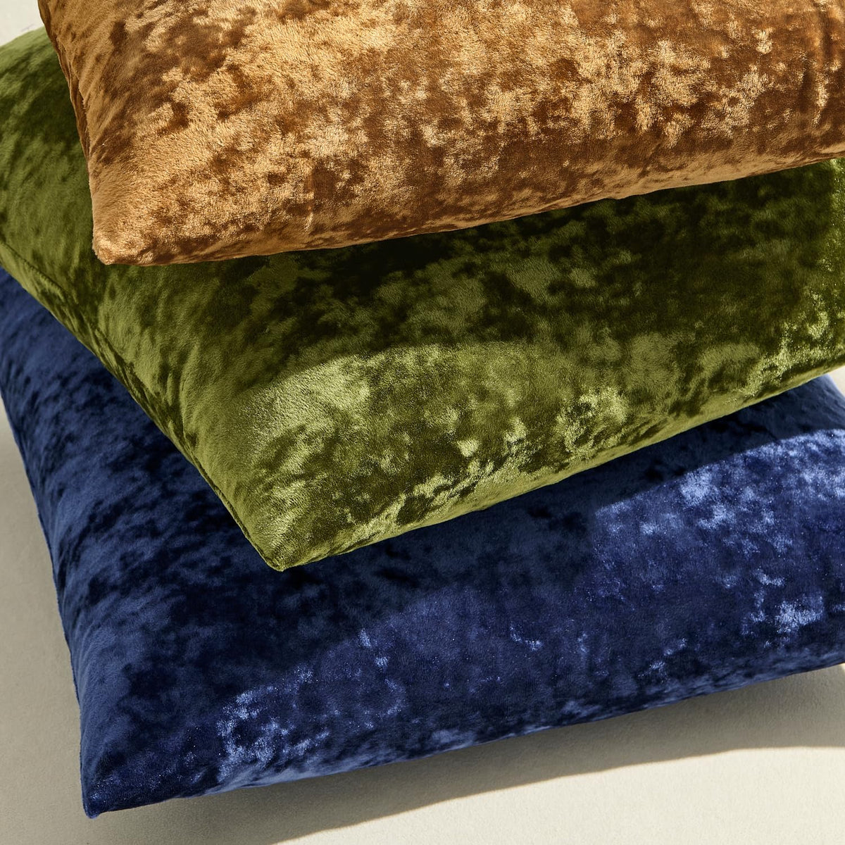 MIULEE olive green velvet pillow covers size and dimension chart