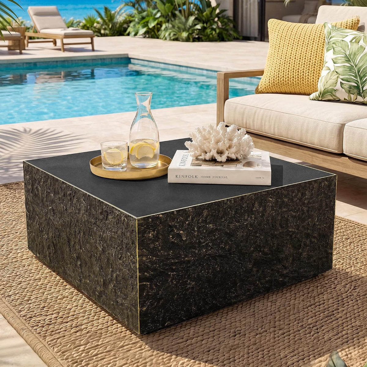 Round travertine-look outdoor coffee table, off-white, dimension diagram